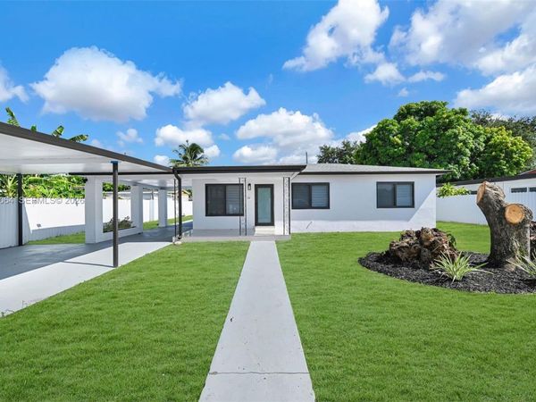 721 Atlantic Ave , Opa-Locka, FL 33054