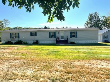 9680 Capron Road, Lee Center, NY 13363