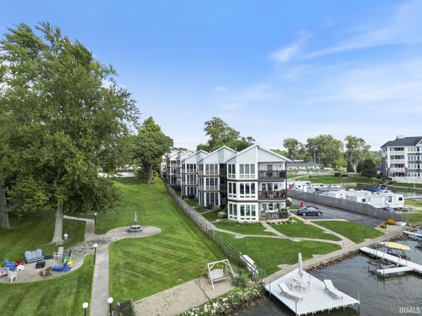10035 N Turkey Creek Rd  #602, Syracuse, IN 46567