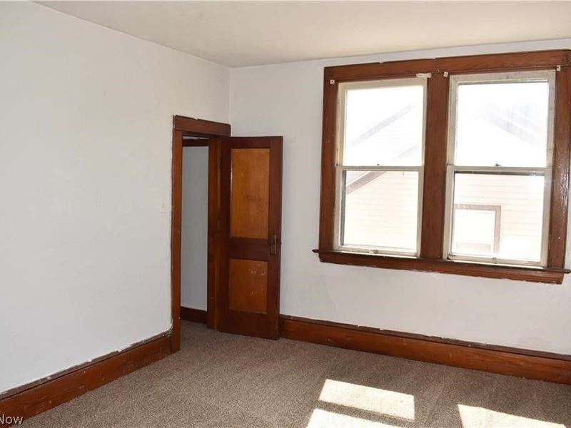 2828 Lake Avenue , Ashtabula, OH 44004 Photo 18