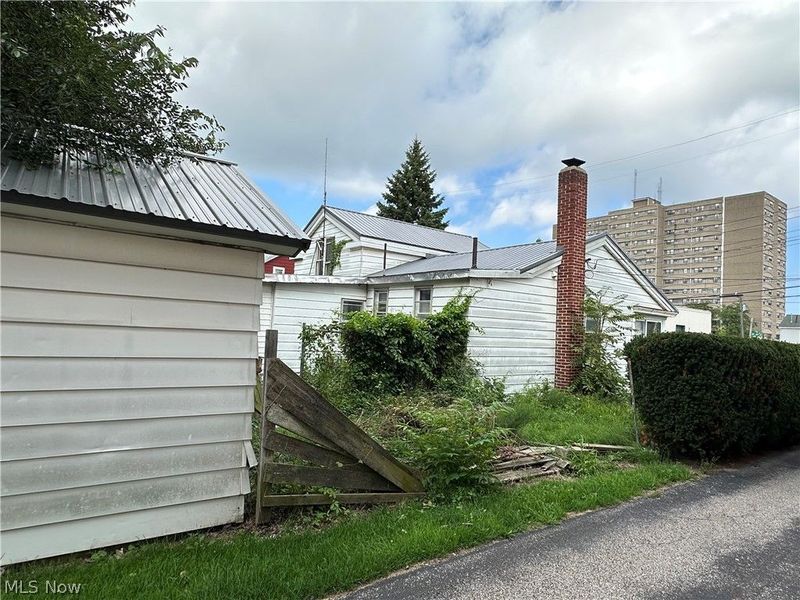 2828 Lake Avenue , Ashtabula, OH 44004 Photo 22