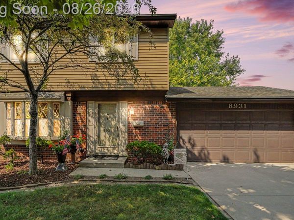 8931 Briarwood Drive, Plymouth Township, Mi 48170