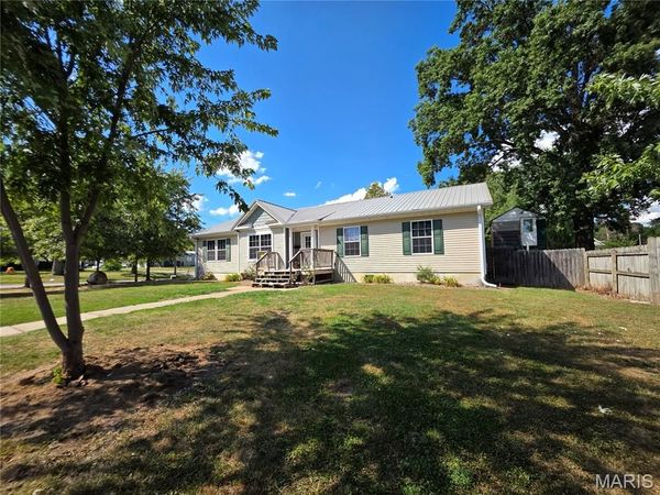 1135 W Breckenridge Street, Mexico, MO 65265