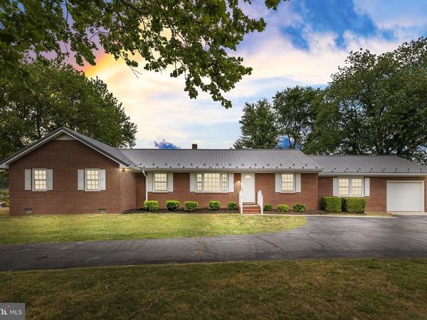 8267 KINGS HIGHWAY, KING GEORGE, VA 22485
