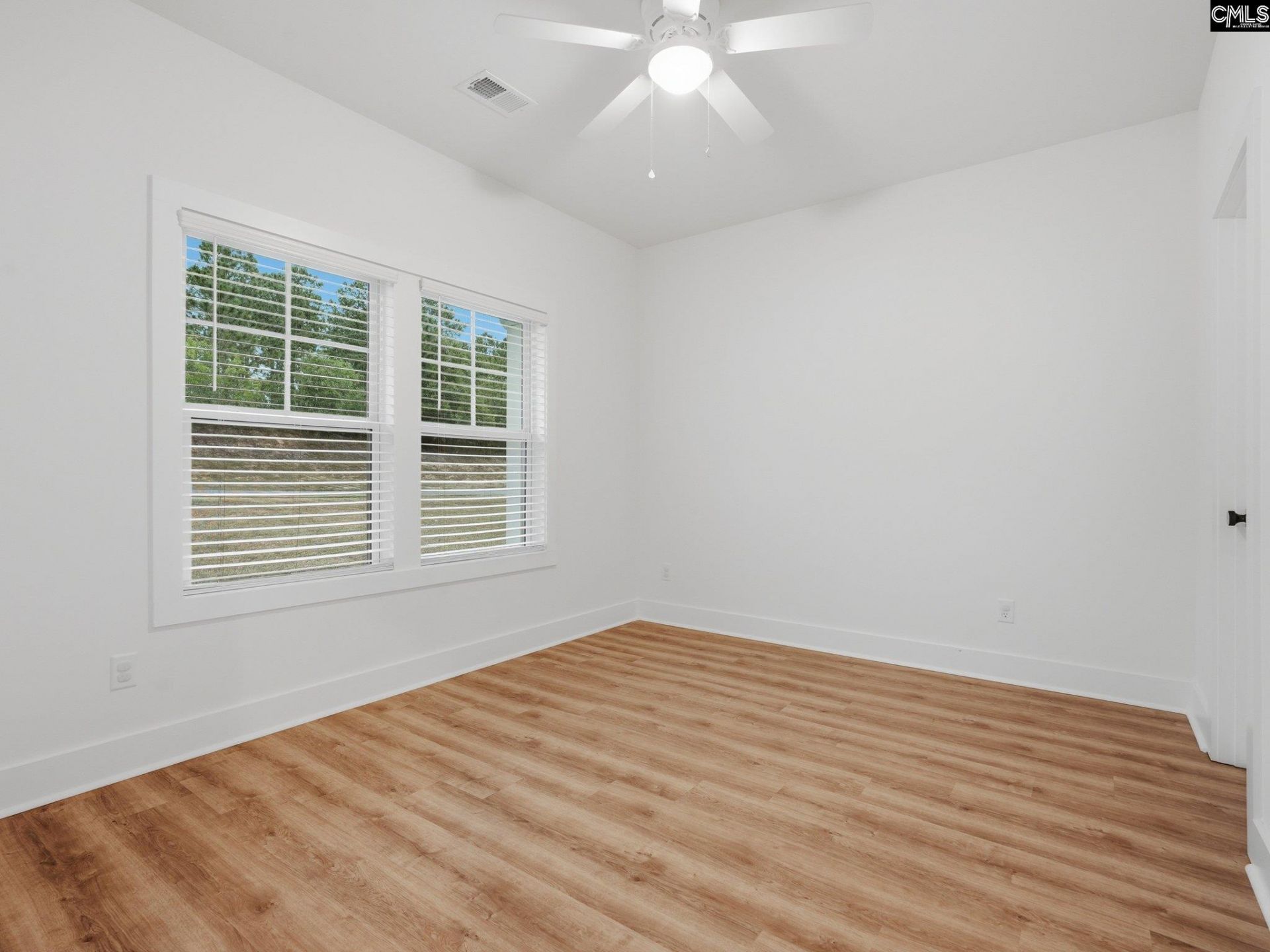 205 Shadowbrook Way Photo 5