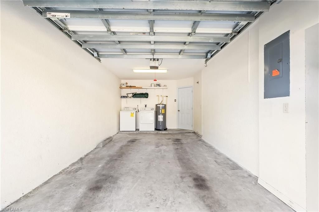 10059 Poppy Hill Dr , Fort Myers, FL 33966 Photo
