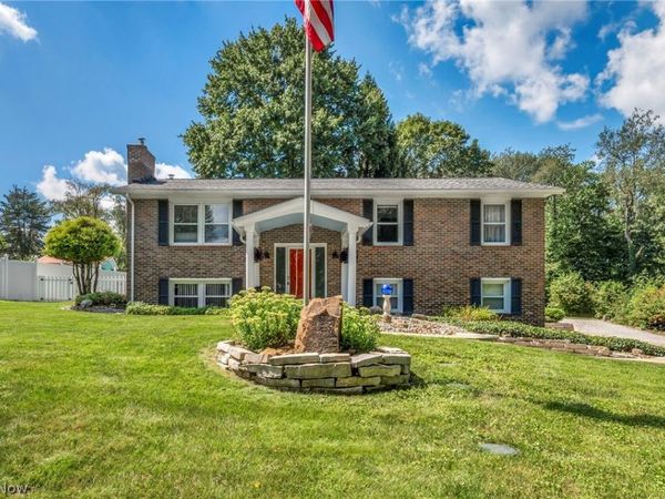 2737 Highline Drive , Mogadore, OH 44260