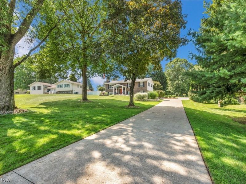 2737 Highline Drive, Mogadore, OH 44260 Photo 3