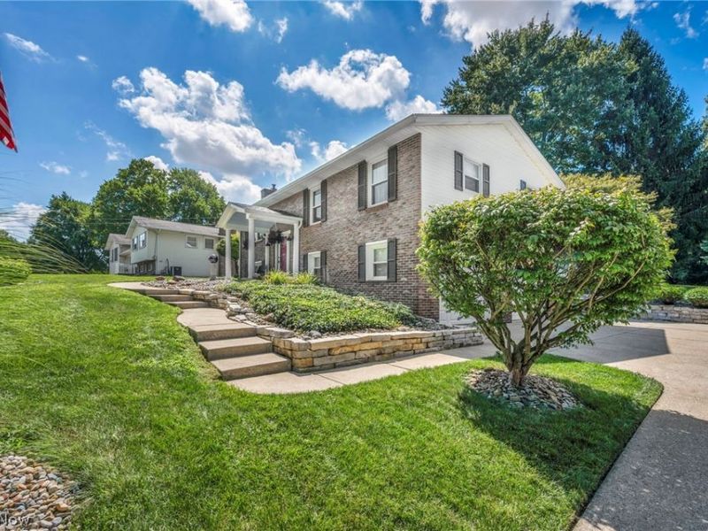 2737 Highline Drive, Mogadore, OH 44260 Photo 4