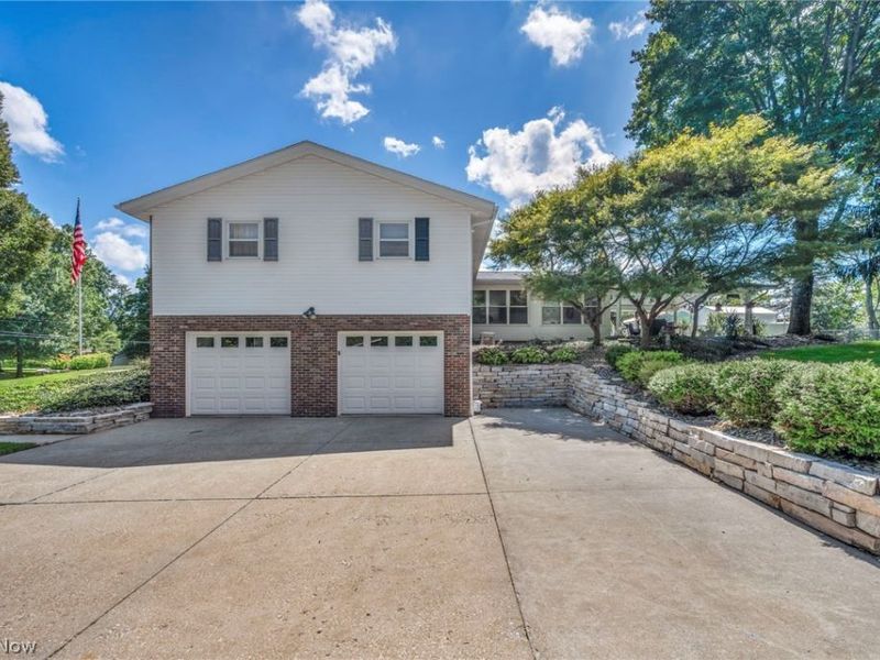 2737 Highline Drive, Mogadore, OH 44260 Photo 5
