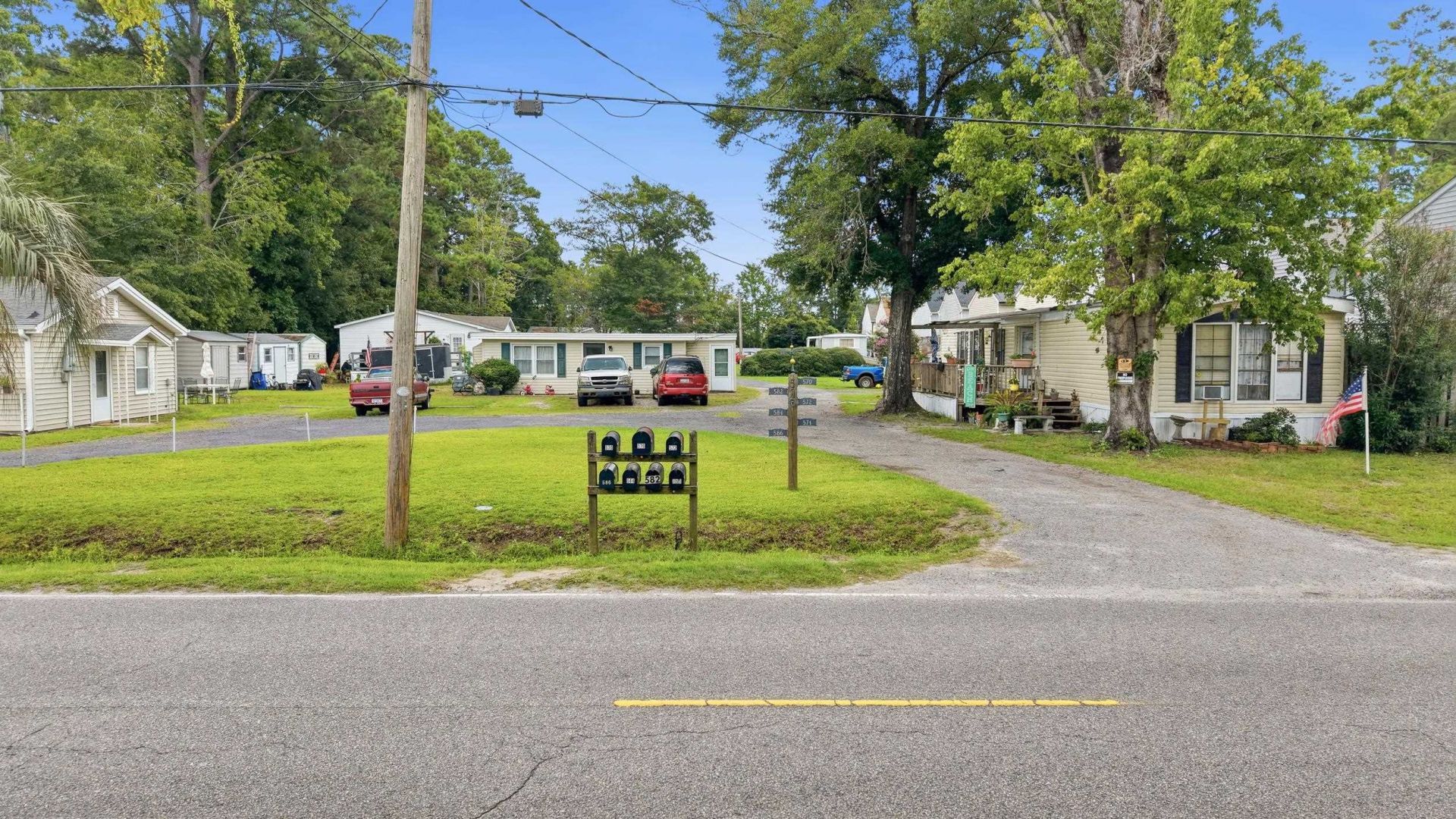 572 Schooner Ct. Photo 8