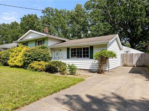 6211 Zehman Drive , Brook Park, OH 44142