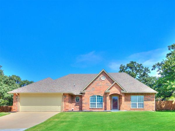 428 Murray Drive, Choctaw, OK 73020