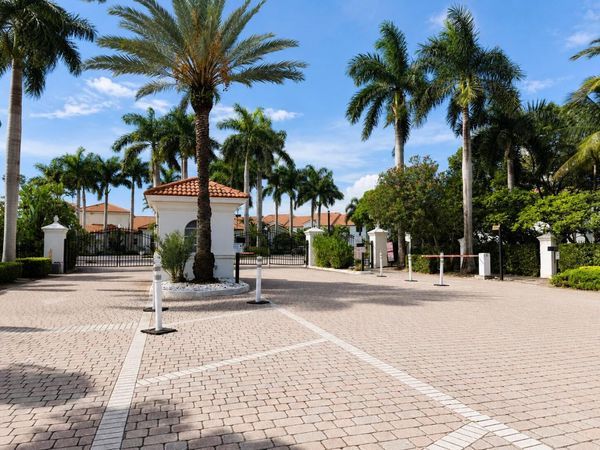 106 VILLA Circle, Unit 106, Boynton Beach, FL 33435