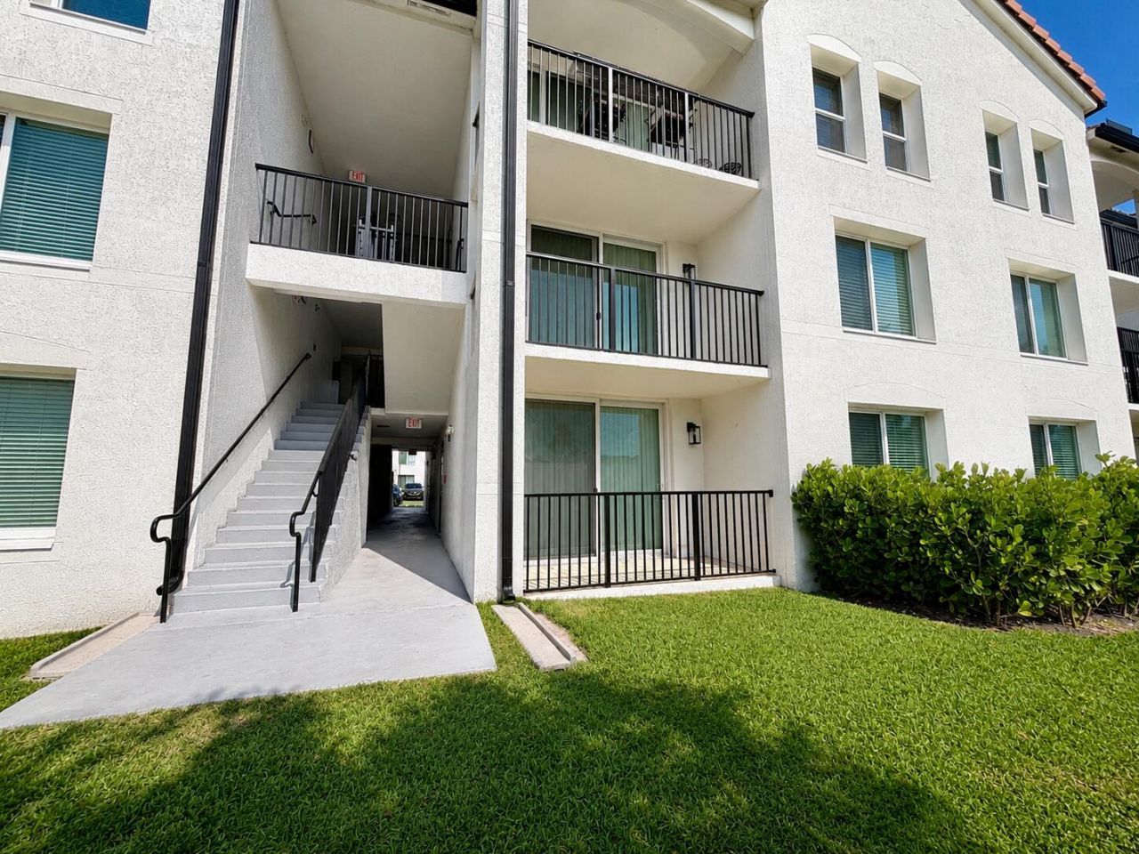 106 Villa Circle, Unit 106, Boynton Beach, FL 33435 Photo