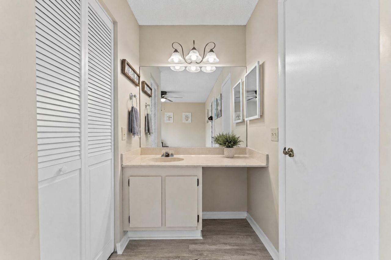 6351 Walk Circle, Boca Raton, FL 33433 Photo
