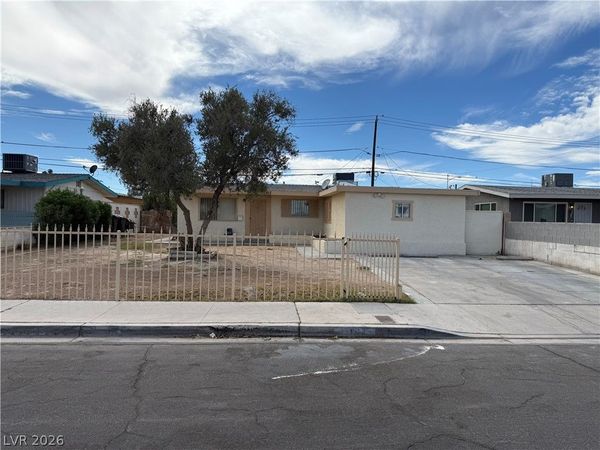 1925 Walker Street, Las Vegas, NV 89106