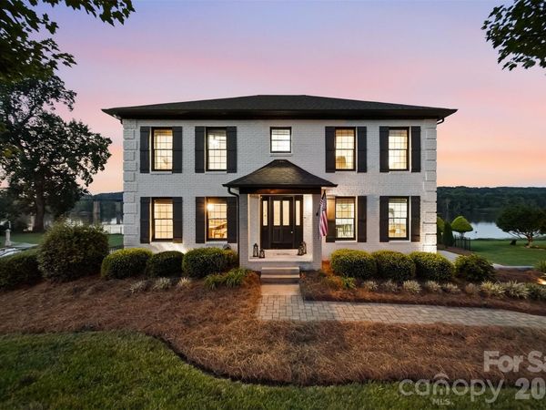 2682 Canvasback Lane , Catawba, NC 28609