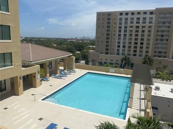 4242 NW 2nd St , Unit 808, Miami, FL 33126