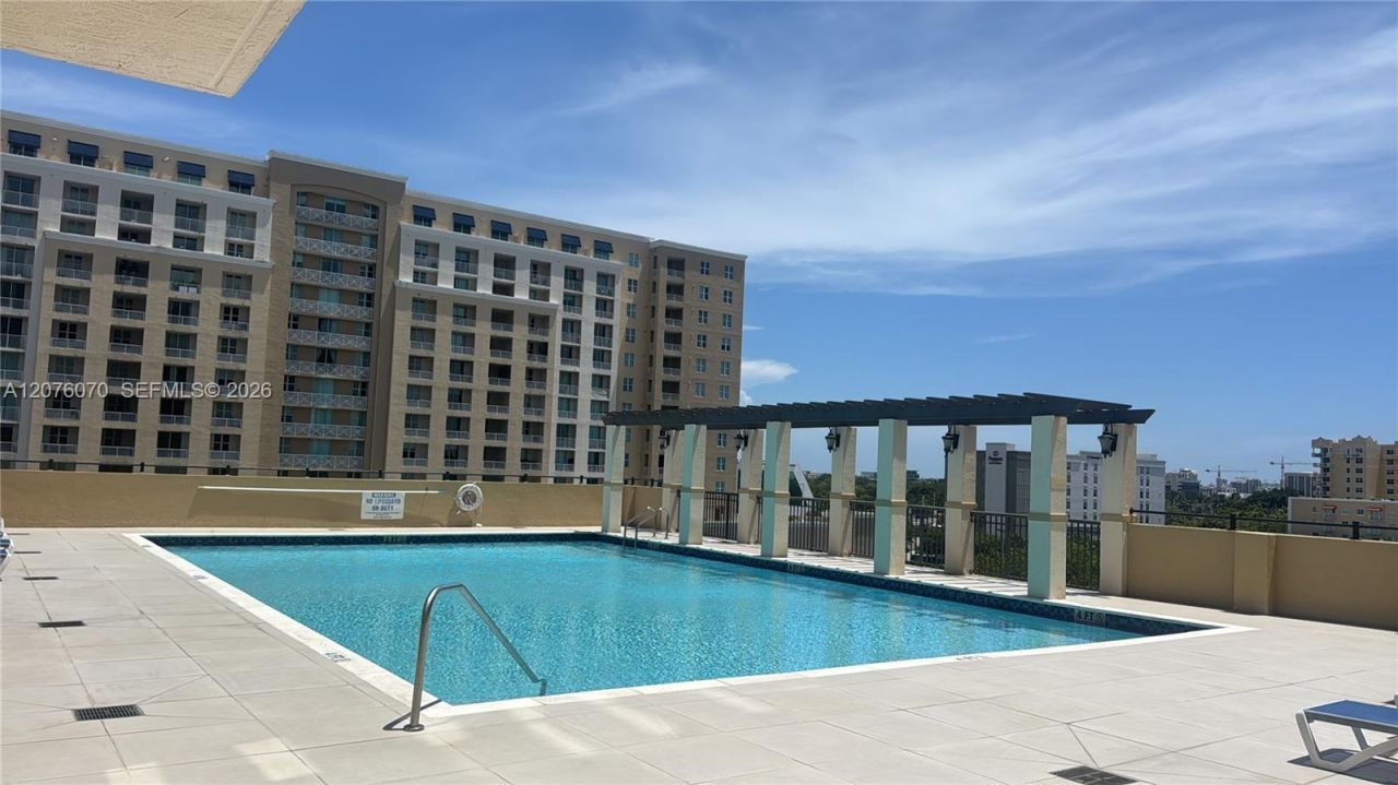 4242 NW 2nd St , Unit 808, Miami, FL 33126 Photo
