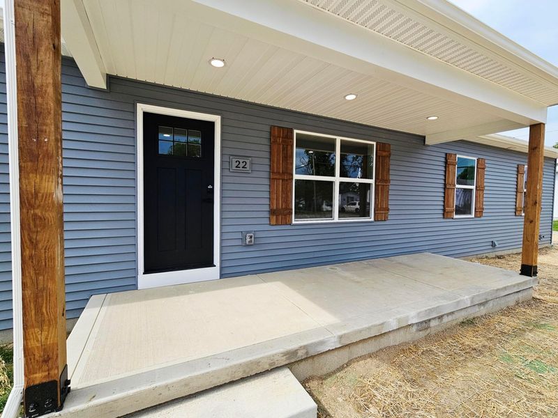 22 Cross Street, Bloomingburg, OH 43106 Photo 2