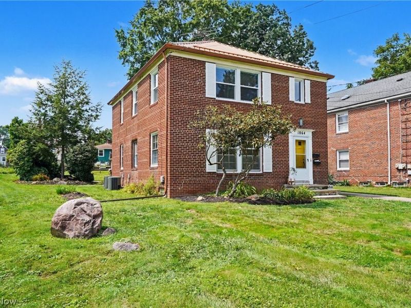 1864 13th Street, Cuyahoga Falls, OH 44223 Photo 2