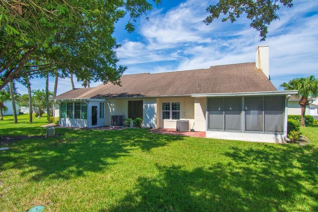 1828 Aynsley Way, Unit 1, Vero Beach, FL 32966 Photo
