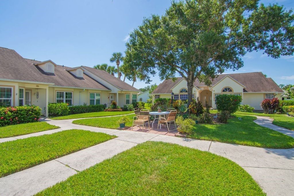 1828 Aynsley Way, Unit 1, Vero Beach, FL 32966 Photo
