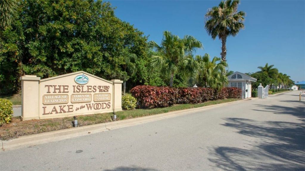 1828 Aynsley Way, Unit 1, Vero Beach, FL 32966 Photo