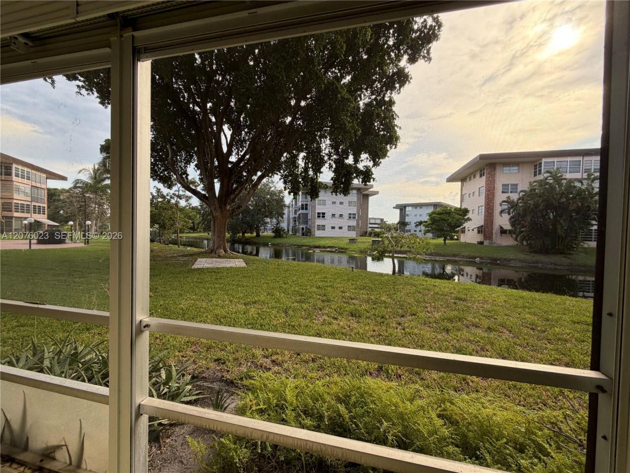 2951 NW 46th Ave, Unit 109, Lauderdale Lakes, FL 33313 Photo