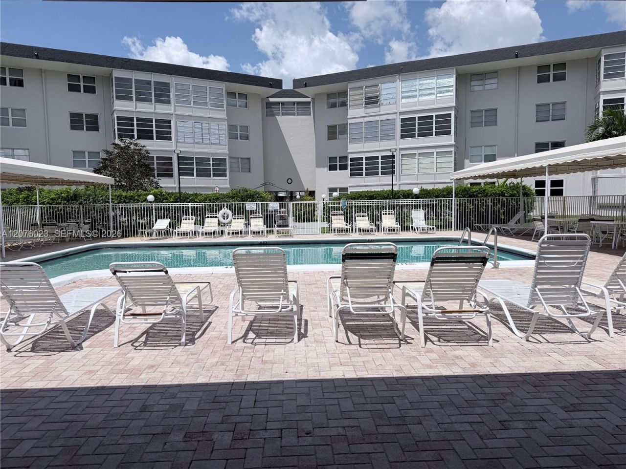 2951 NW 46th Ave, Unit 109, Lauderdale Lakes, FL 33313 Photo