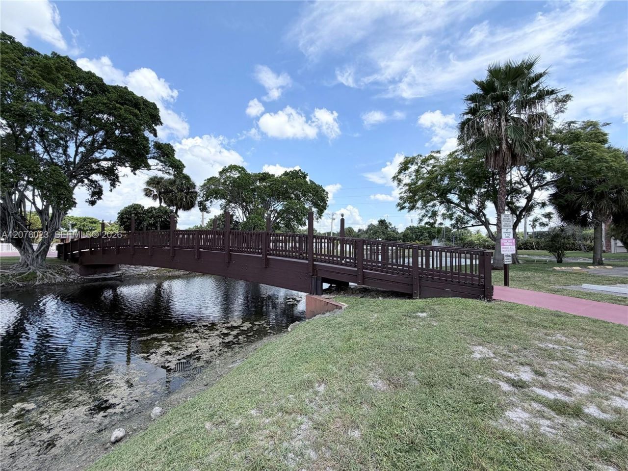 2951 NW 46th Ave, Unit 109, Lauderdale Lakes, FL 33313 Photo