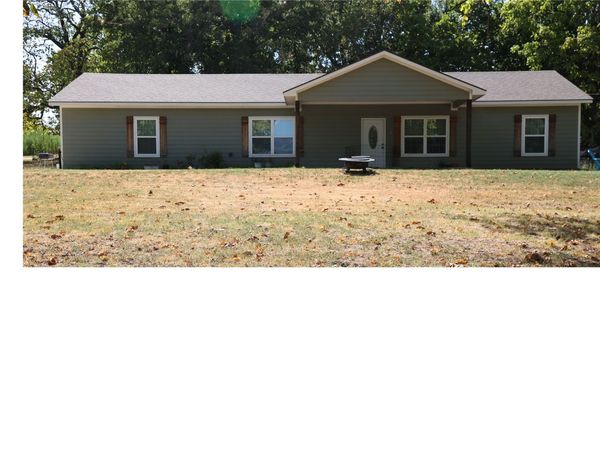 231 S Meadors Avenue , Ada, OK 74820
