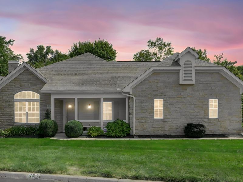 482 Commons Drive, Powell, OH 43065 Photo 1