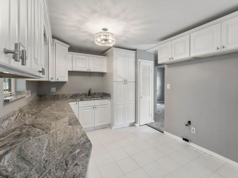 1549 Wilton Drive, Columbus, OH 43227 Photo 6