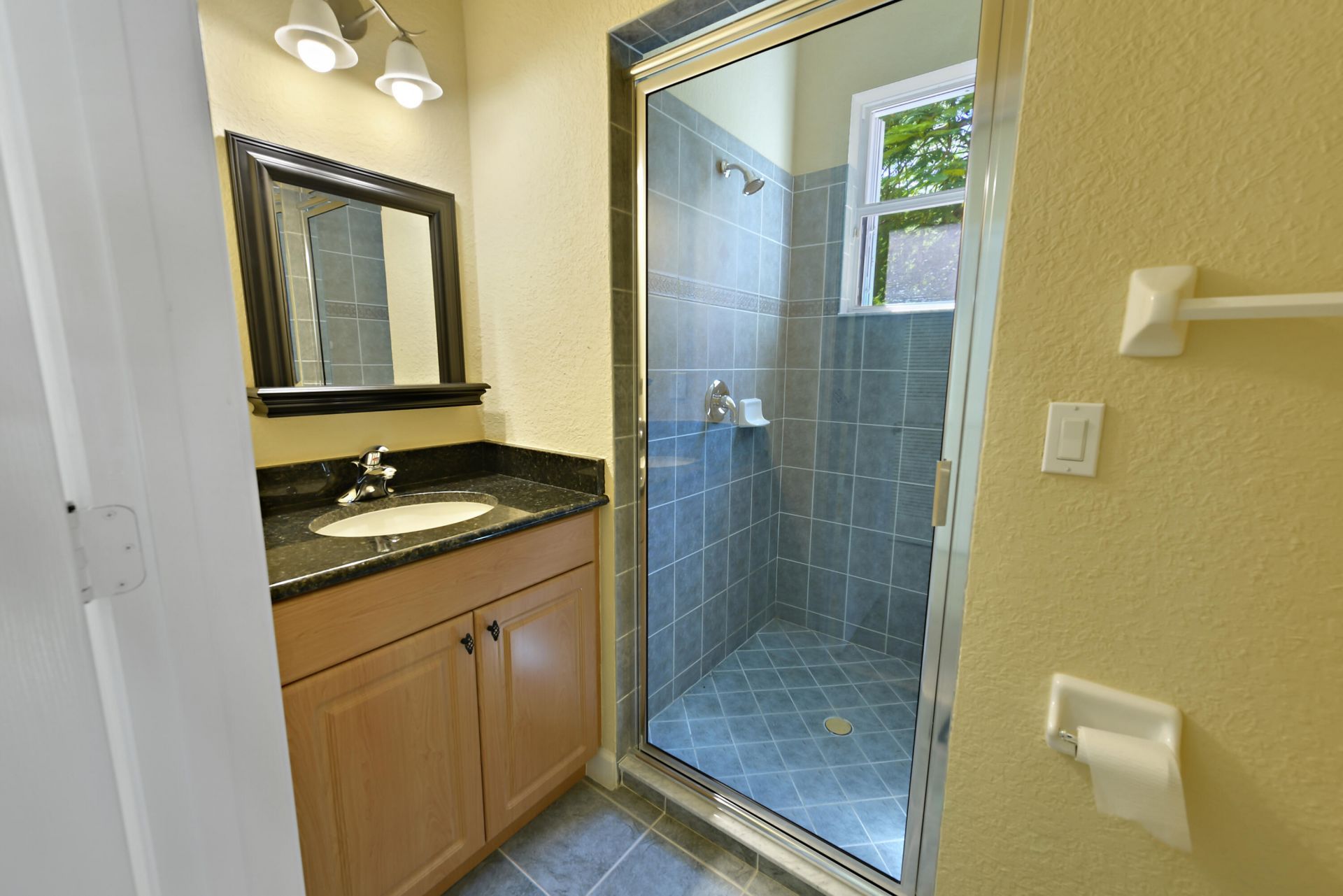 8073 S Indian River Drive, Fort Pierce, FL 34982 Photo