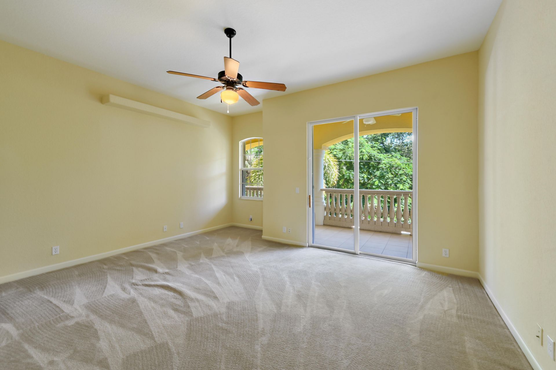 8073 S Indian River Drive, Fort Pierce, FL 34982 Photo