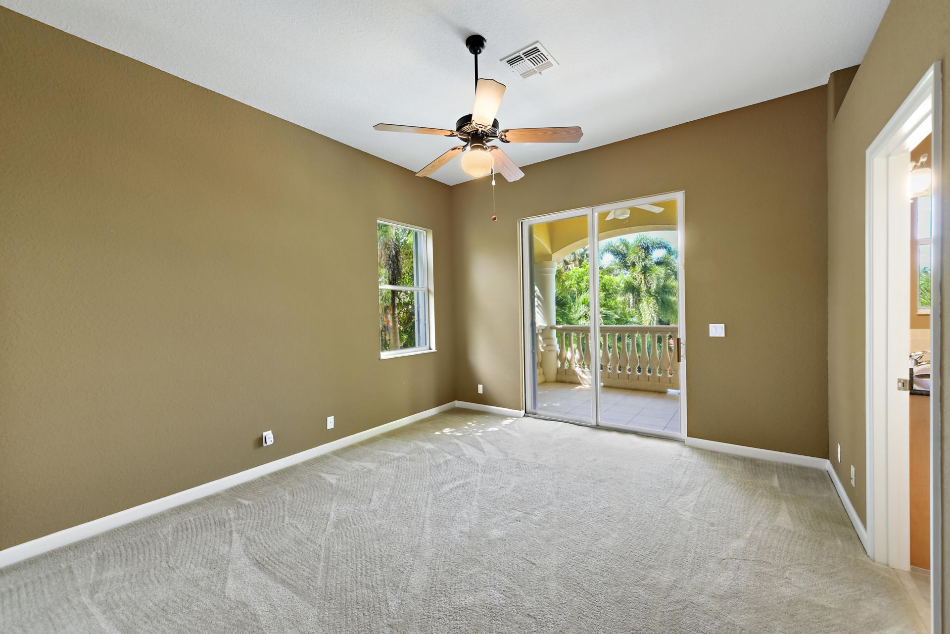 8073 S Indian River Drive, Fort Pierce, FL 34982 Photo