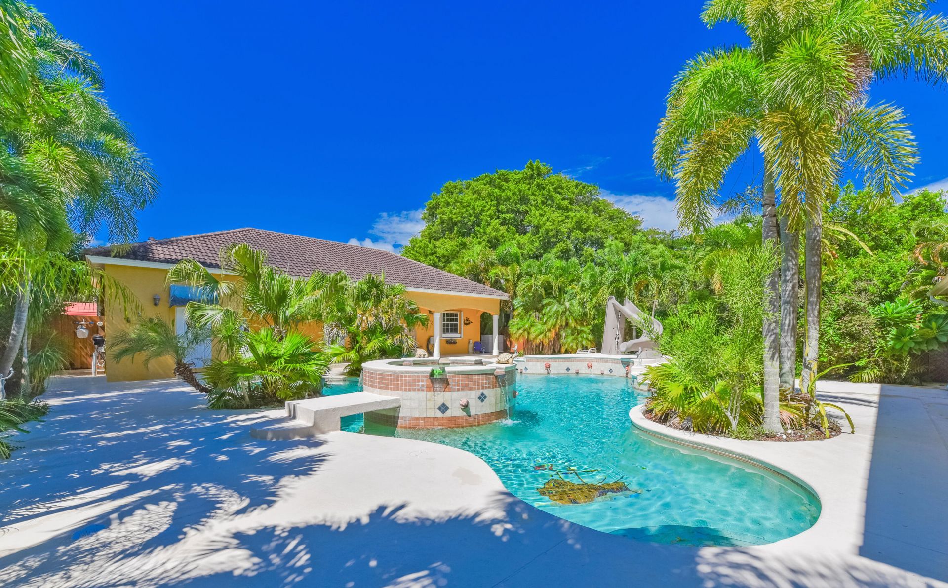 8073 S Indian River Drive, Fort Pierce, FL 34982 Photo
