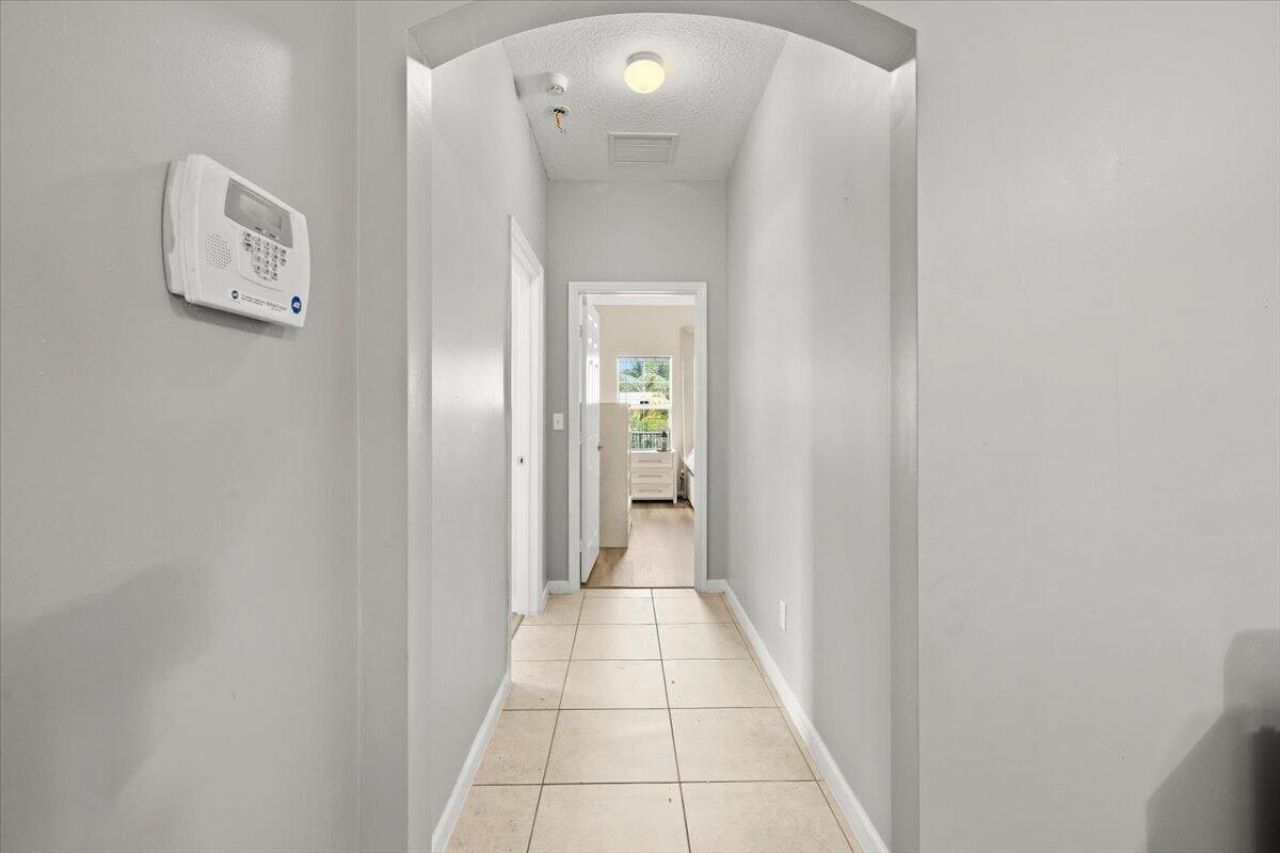 917 14th Street, West Palm Beach, FL 33401 Photo
