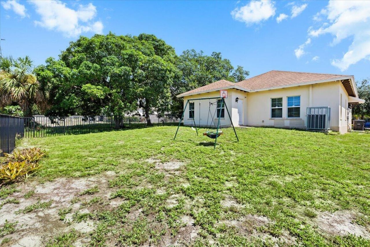 917 14th Street, West Palm Beach, FL 33401 Photo