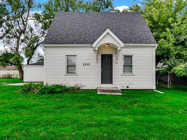2255 176th Place , Lansing, IL 60438