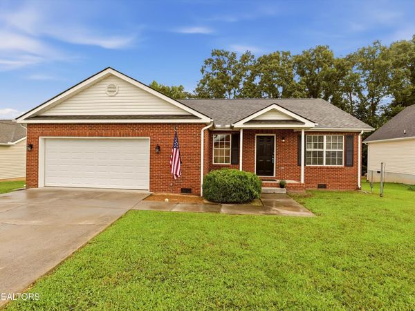 4418 Waldon Pond Lane, Corryton, TN 37721