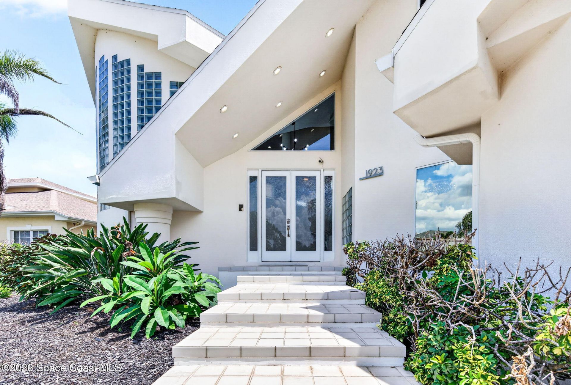 1923 Sykes Creek Drive, Merritt Island, FL 32953 Photo
