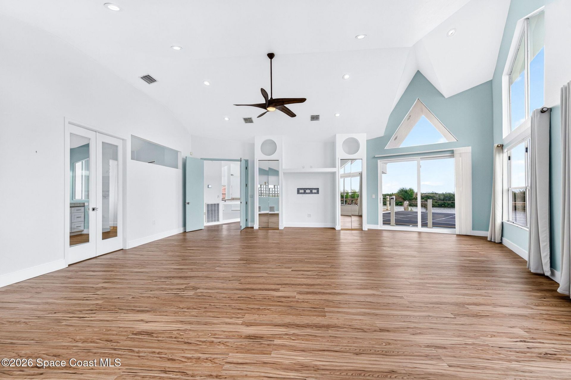1923 Sykes Creek Drive, Merritt Island, FL 32953 Photo