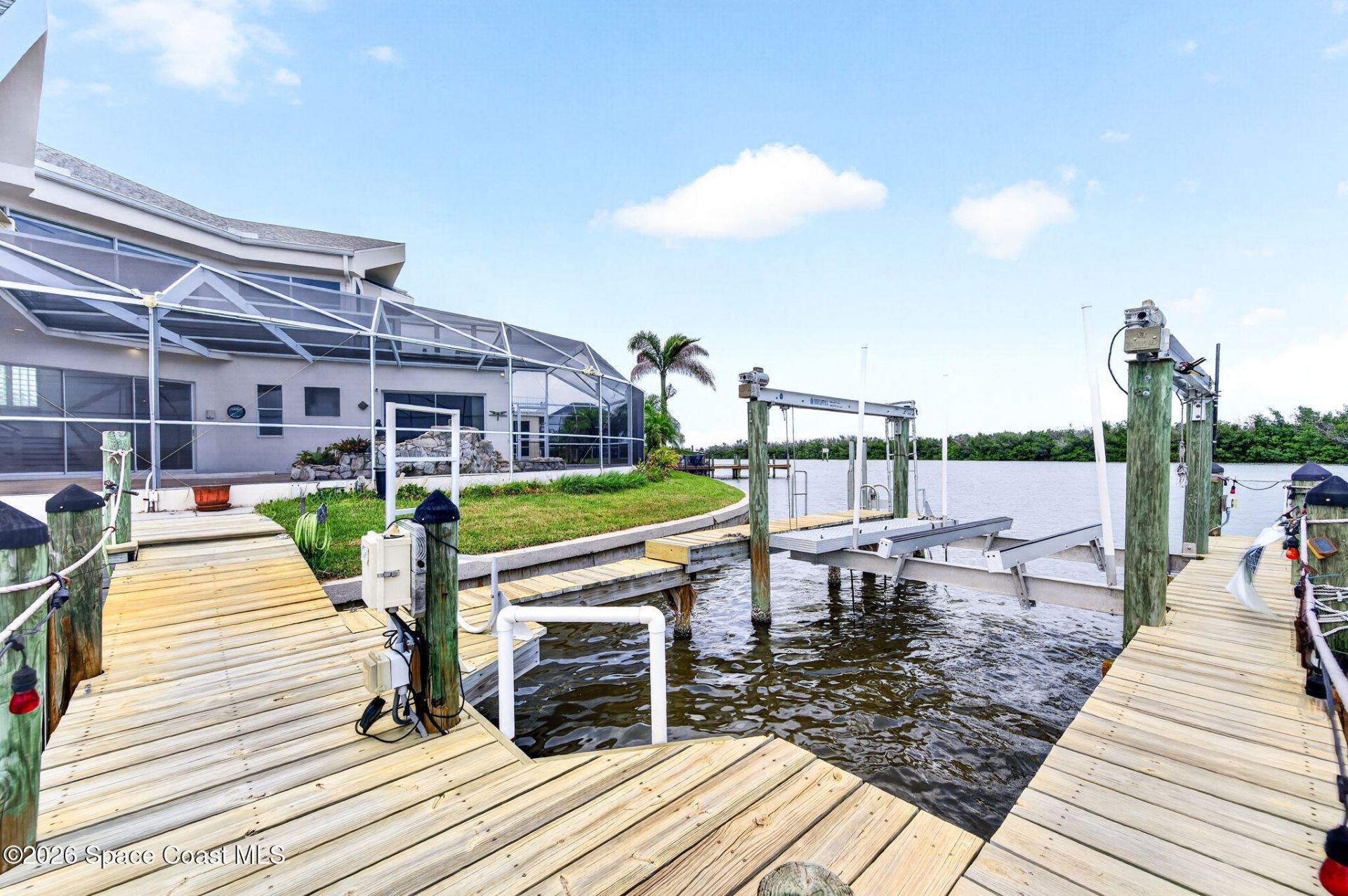 1923 Sykes Creek Drive, Merritt Island, FL 32953 Photo