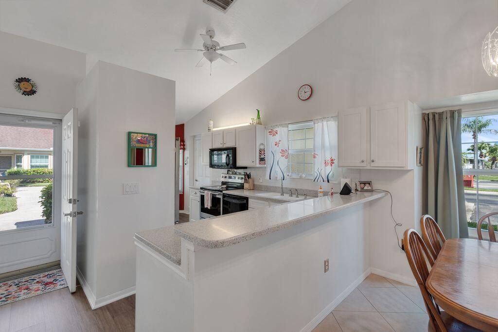1828 Aynsley Way, Unit 1, Vero Beach, FL 32966 Photo