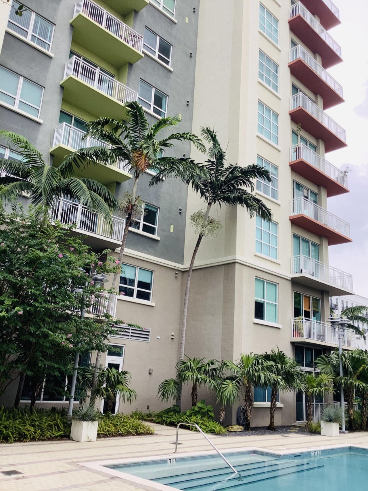313 NE 2nd Street, Unit 305, Fort Lauderdale, FL 33301 Photo