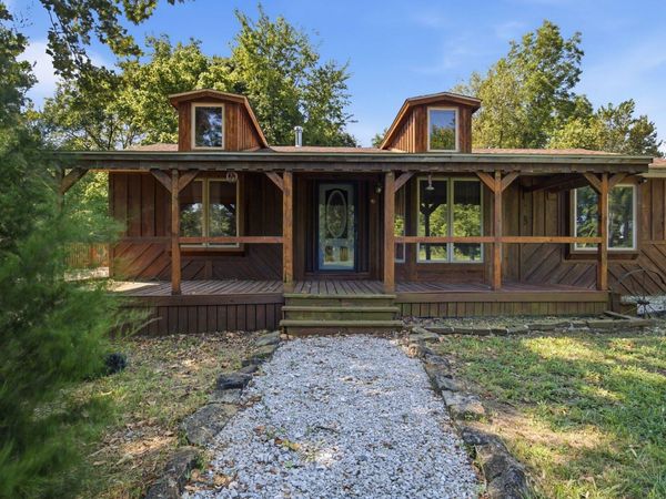 810 Missouri 215 , Morrisville, MO 65710