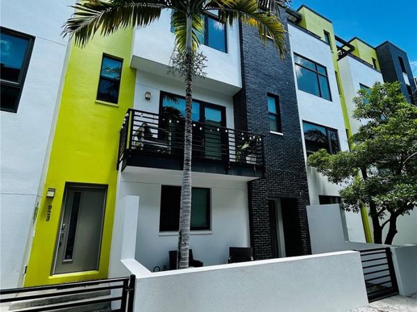 919 ARLINGTON AVENUE N, ST PETERSBURG, FL 33705